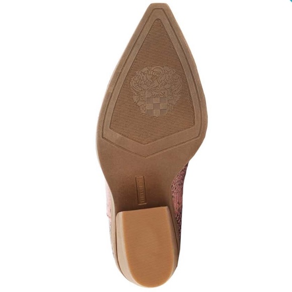 LAST 6 Vince Camuto Gigietta Snakeskin Emboss Boot - Picture 6 of 12